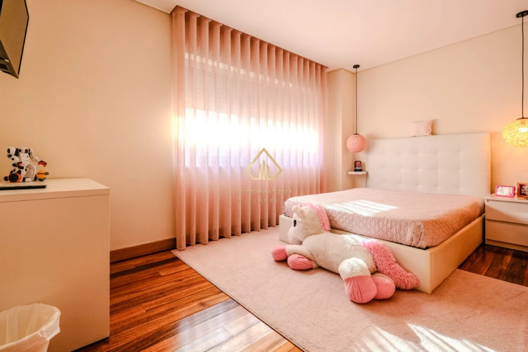 Moradia T4 para Venda em Gondomar (São Cosme), Valbom e Jovim Foto 19