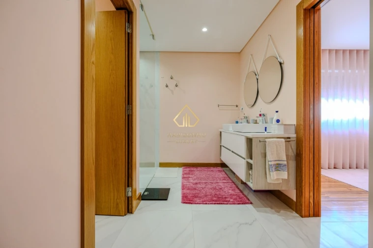 Moradia T4 para Venda em Gondomar (São Cosme), Valbom e Jovim Foto 21