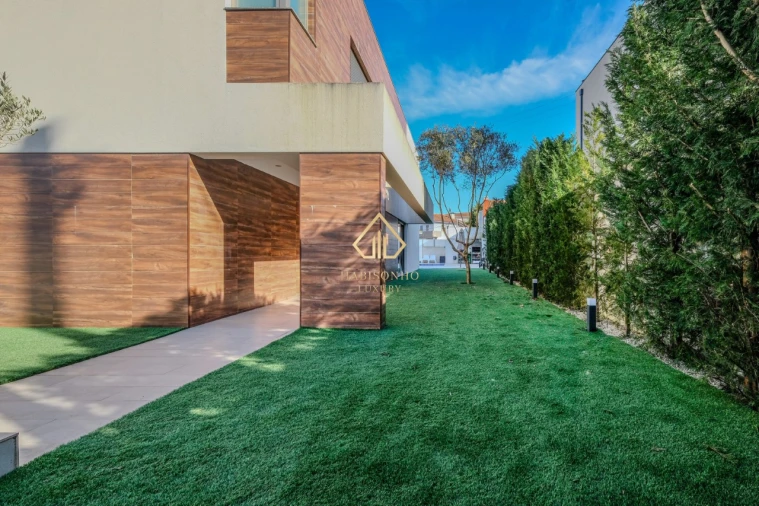 Moradia T4 para Venda em Gondomar (São Cosme), Valbom e Jovim Foto 26