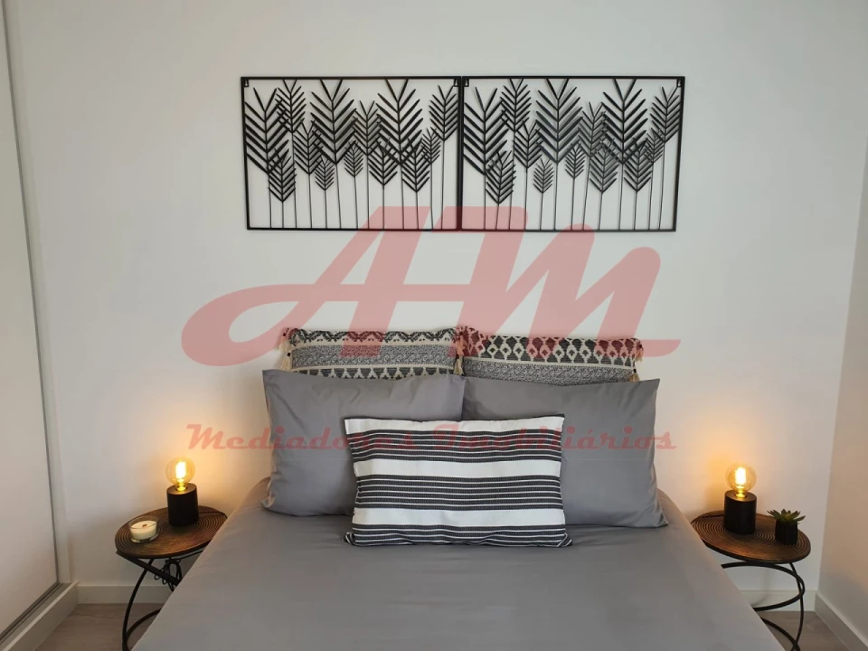 Apartamento T2 para Venda em Benfica Foto 29