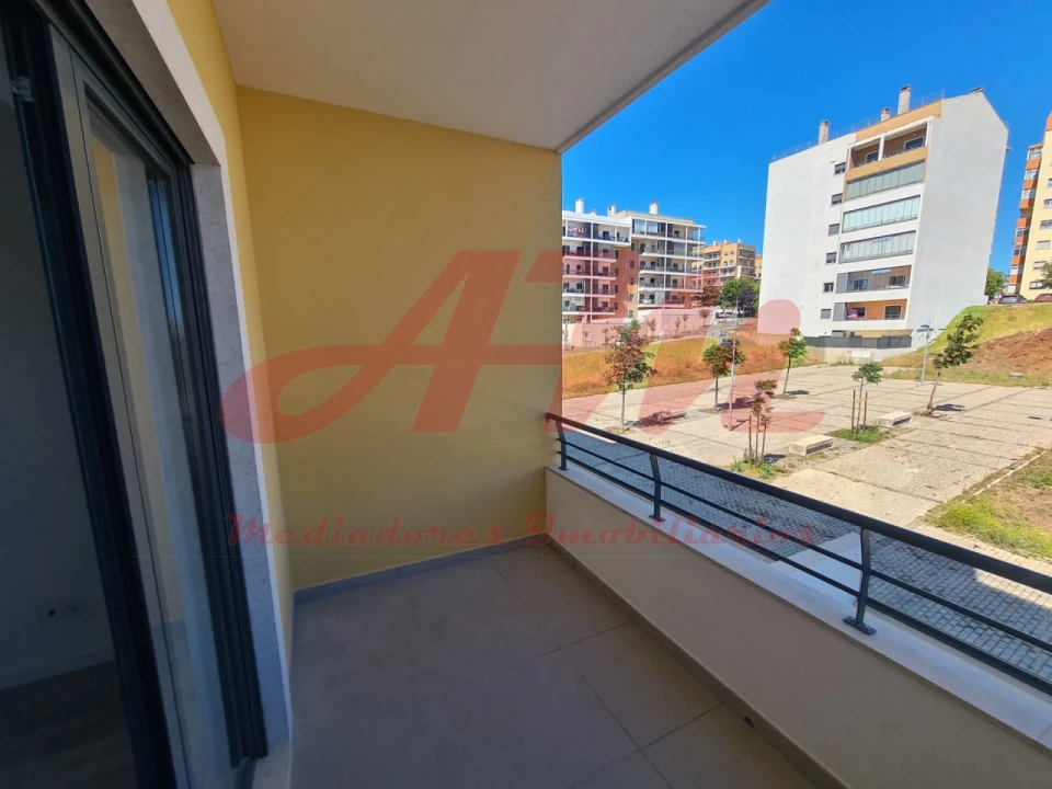 Apartamento T2 para Venda em Mina de Água Foto 8