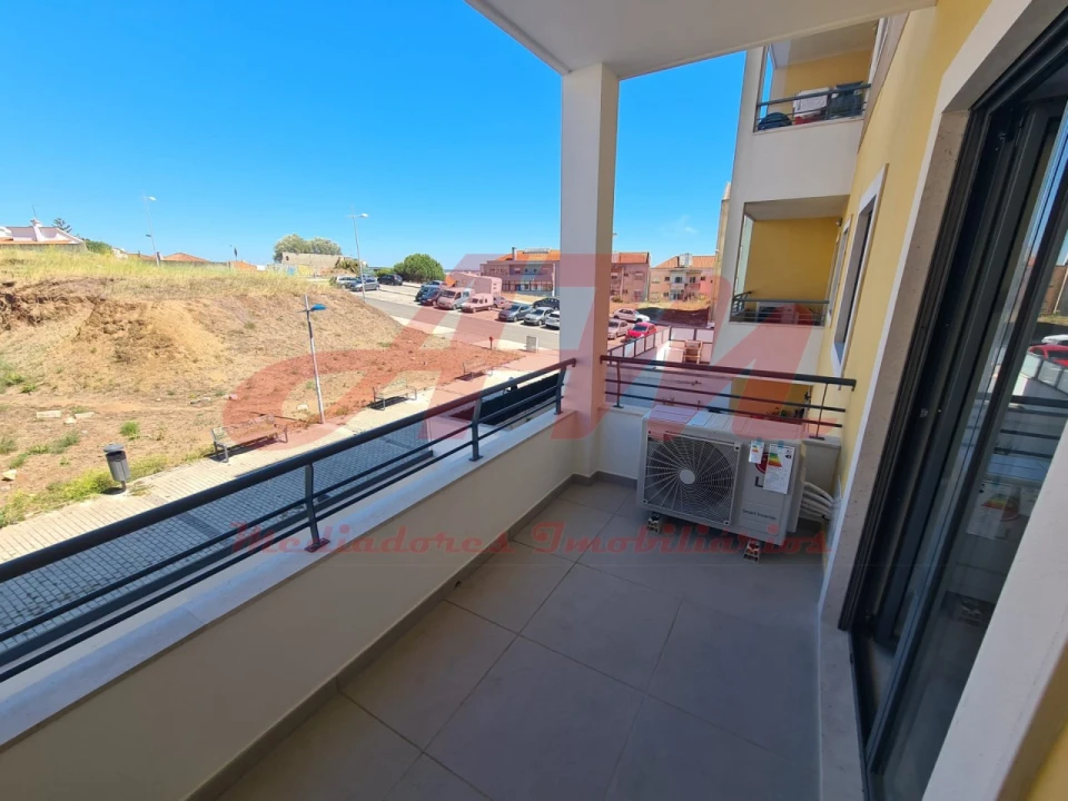 Apartamento T2 para Venda em Mina de Água Foto 1