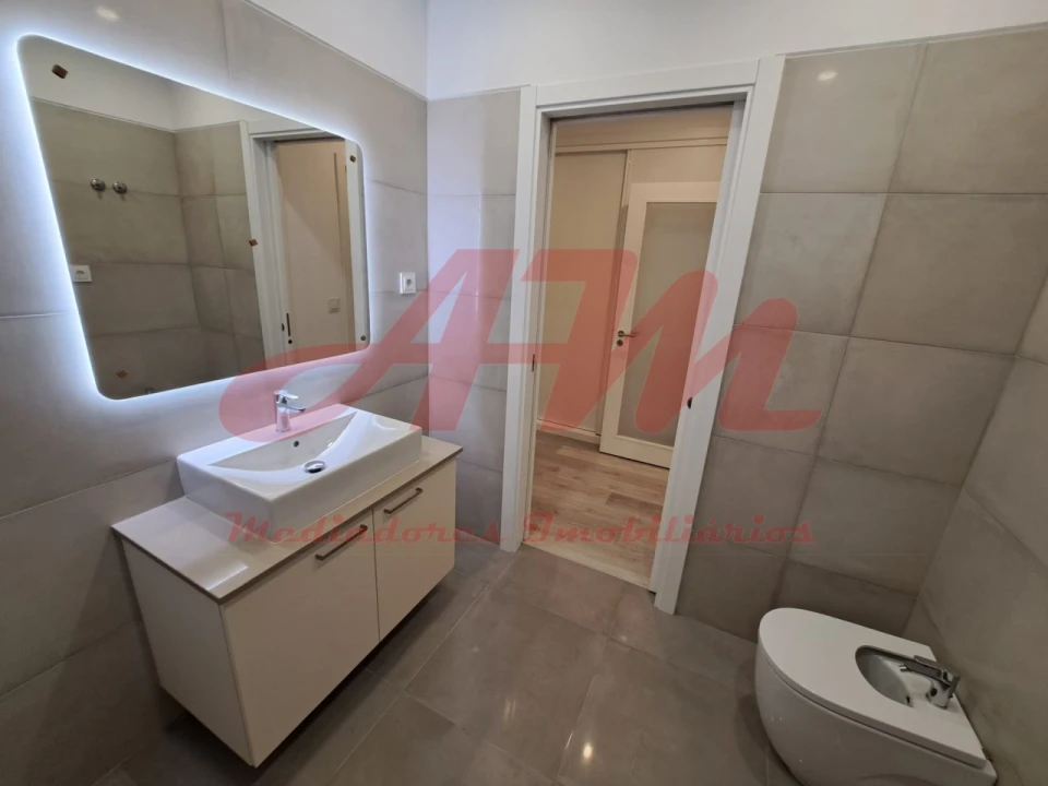 Apartamento T2 para Venda em Mina de Água Foto 12