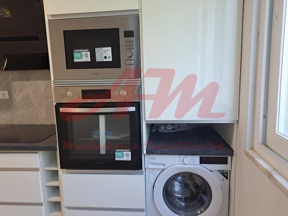 Apartamento T2 para Venda em Benfica Foto 4
