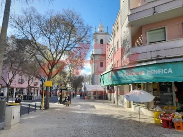 Apartamento T2 para Venda em Benfica