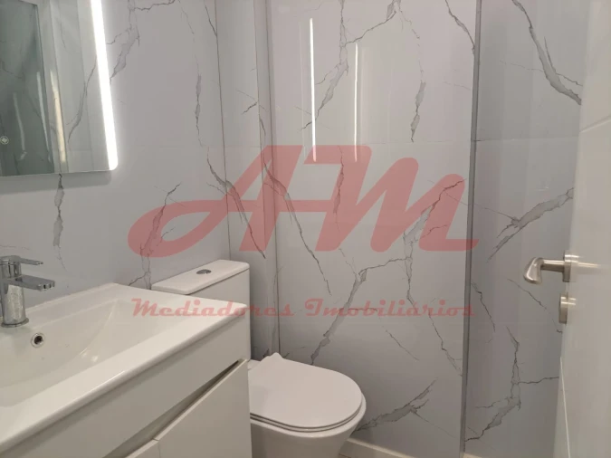 Apartamento T2 para Venda em Benfica Foto 15