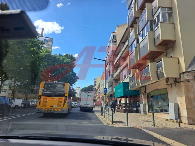 Apartamento T2 para Venda em Benfica Foto 19