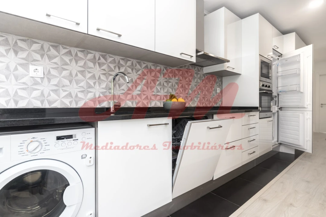 Apartamento T2 para Venda em São Vicente Foto 2