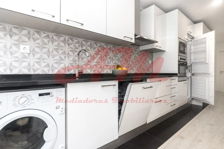 Apartamento T2 para Venda em São Vicente Foto 2