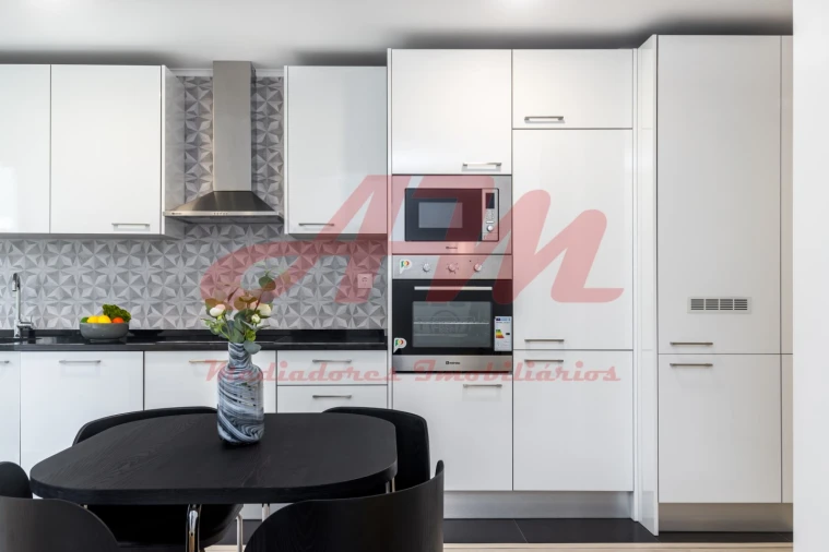 Apartamento T2 para Venda em São Vicente Foto 4