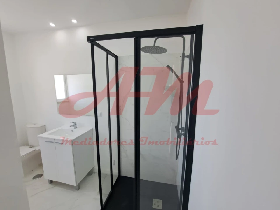 Apartamento T3 para Venda em Águas Livres Foto 24