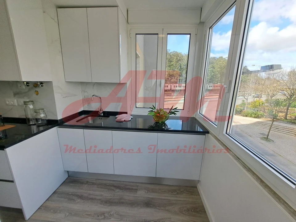 Apartamento T2 para Venda em São Vicente Foto 5