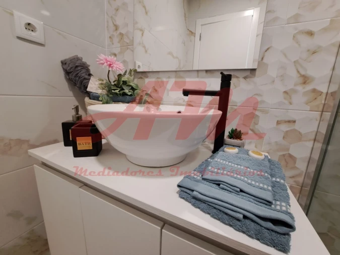 Apartamento T2 para Venda em São Vicente Foto 6