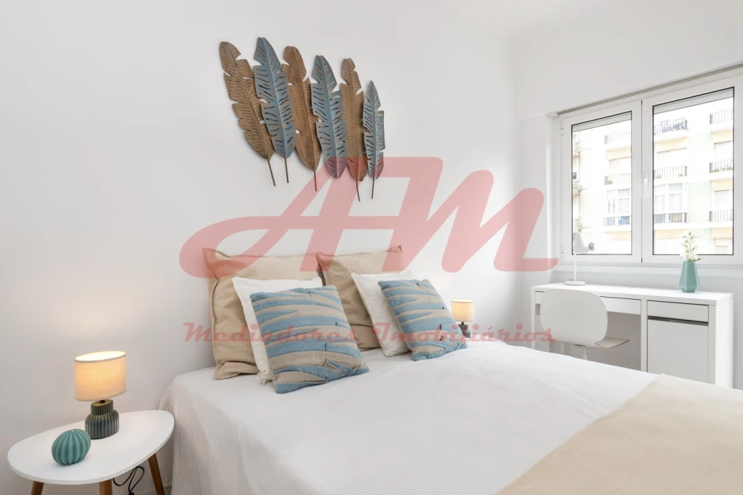 Apartamento T3 para Venda em Benfica Foto 9