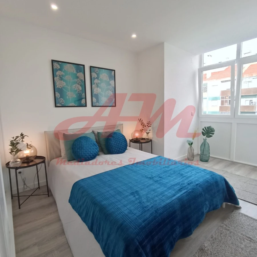 Apartamento T3 para Venda em Benfica Foto 18