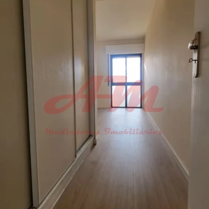 Apartamento T2 para Venda em Algueirão-Mem Martins Foto 7