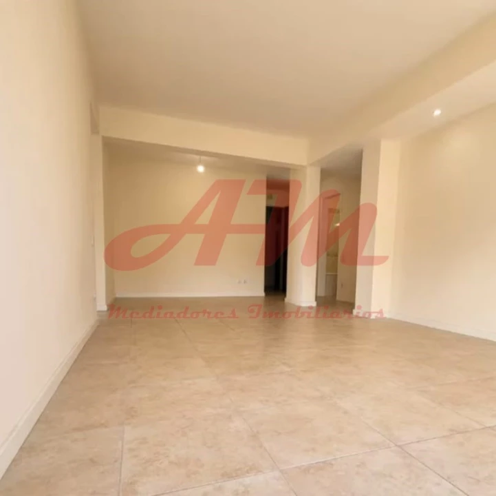 Apartamento T2 para Venda em Algueirão-Mem Martins Foto 11