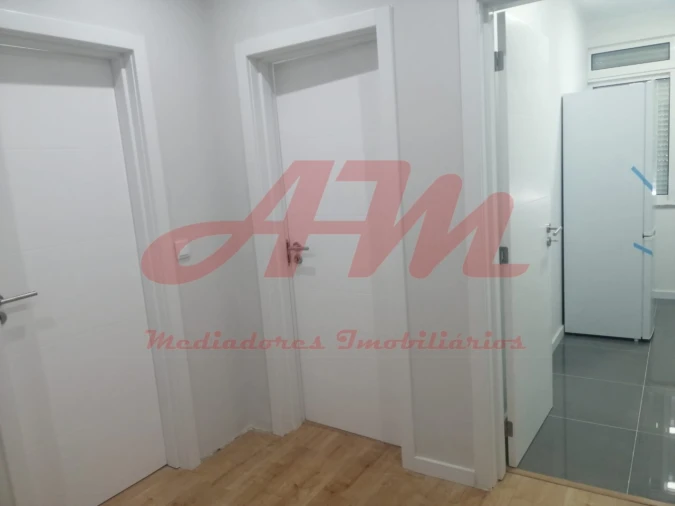 Apartamento T3 para Venda em Queluz e Belas Foto 15