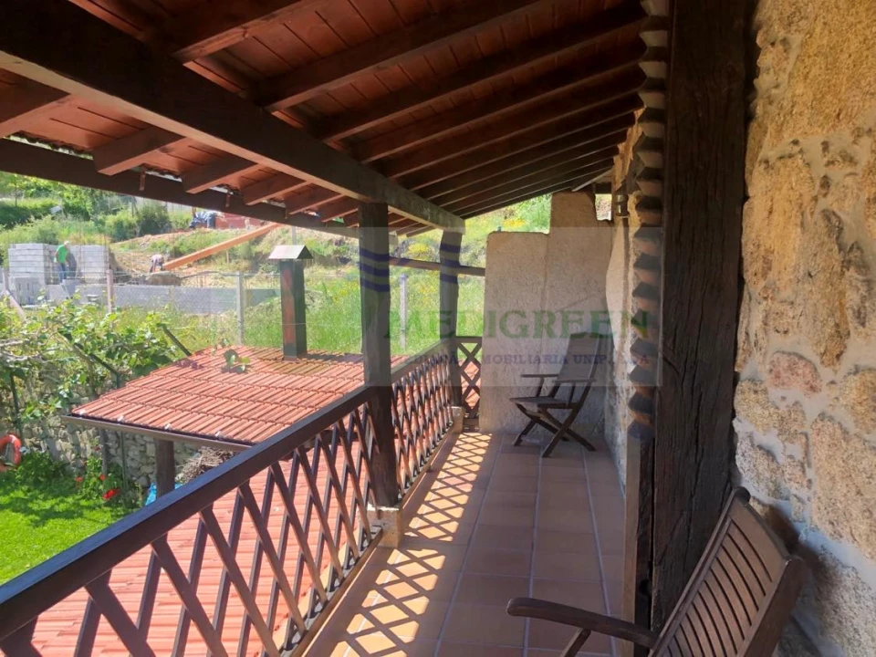 Moradia T3 para Venda em Couto de Esteves Foto 30