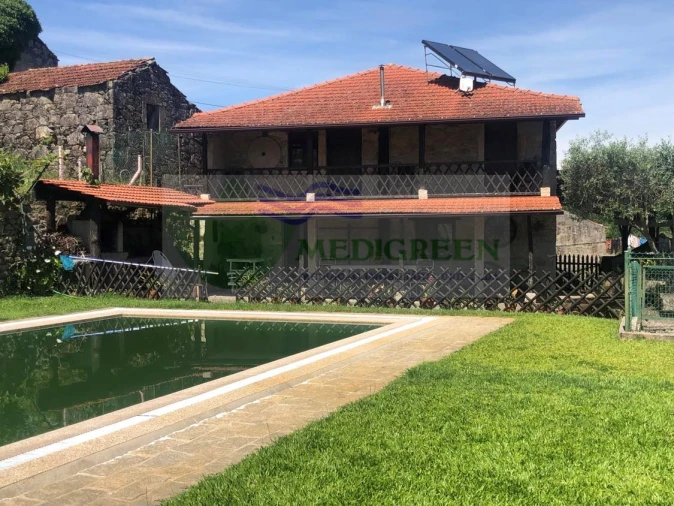 Moradia T3 para Venda em Couto de Esteves Foto 2