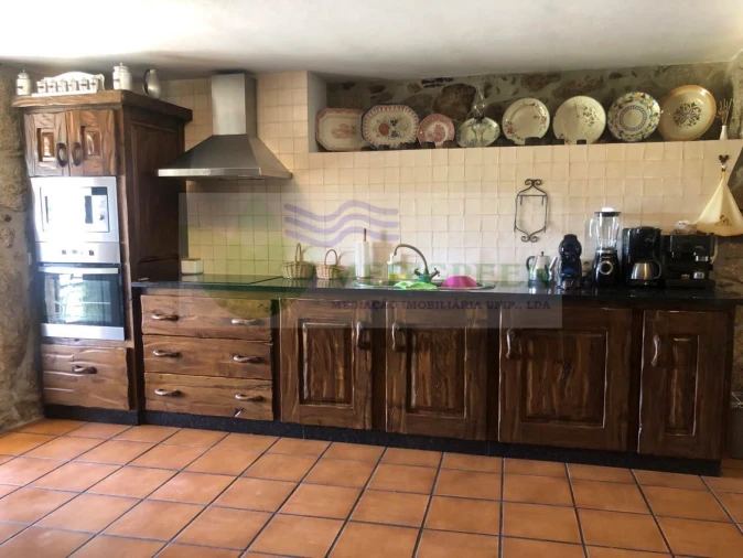 Moradia T3 para Venda em Couto de Esteves Foto 15