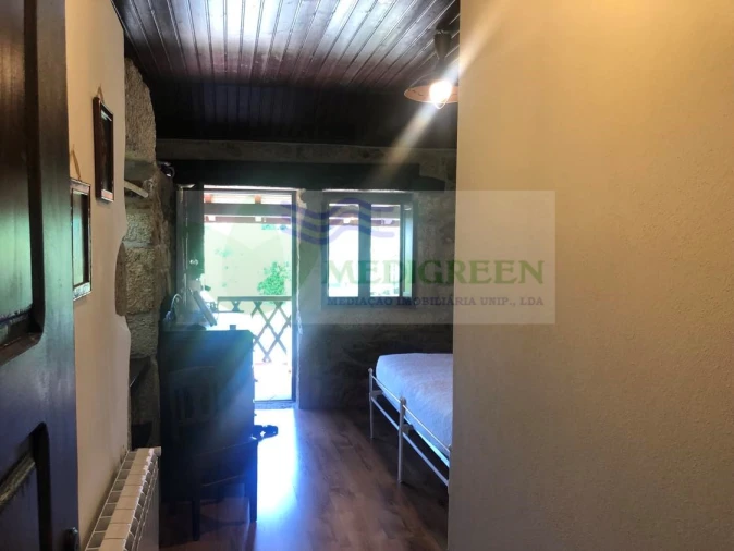 Moradia T3 para Venda em Couto de Esteves Foto 22