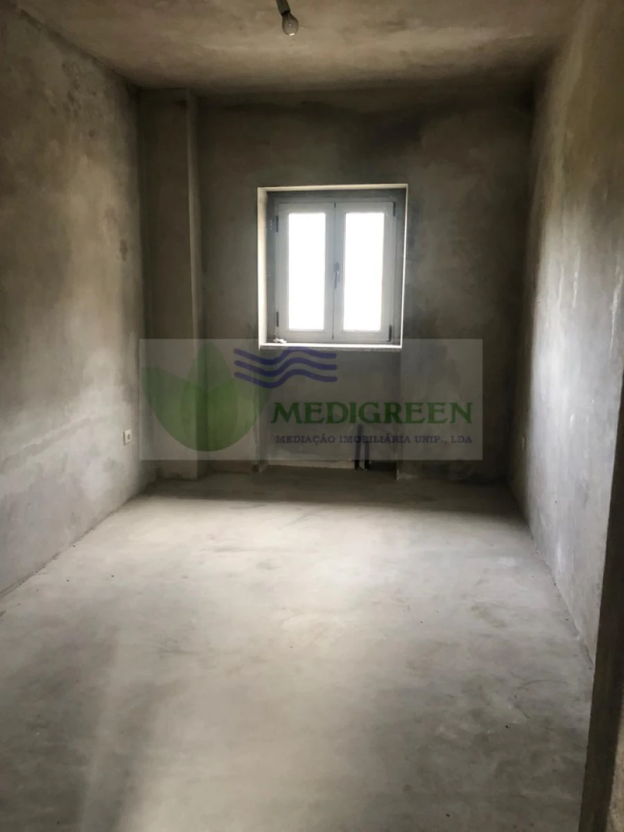 Moradia T2 para Venda em Ribeiradio Foto 9