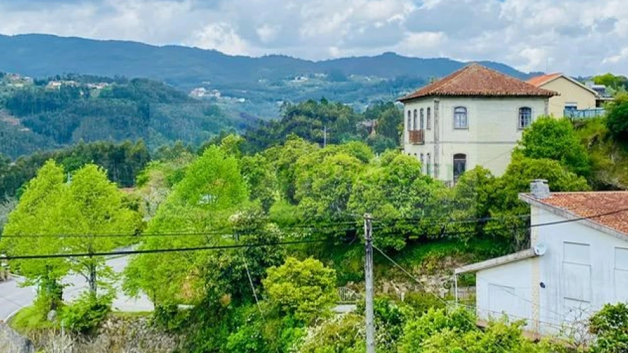 Moradia para Venda em Cedrim e Paradela