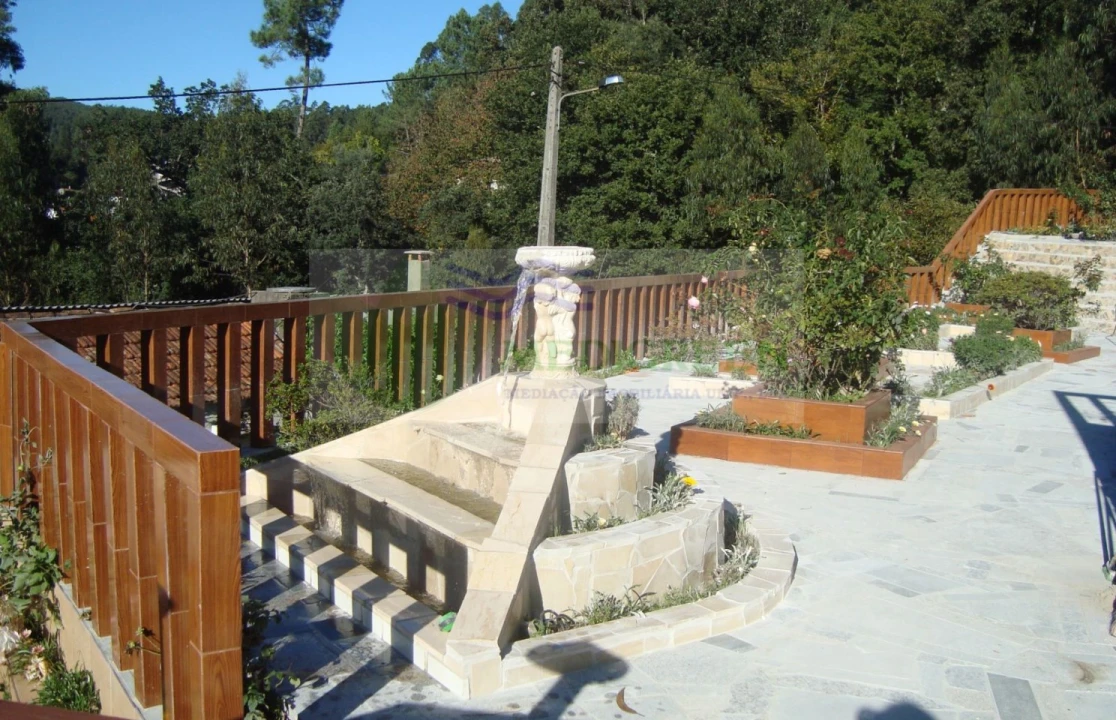 Moradia T3 para Venda em Silva Escura e Dornelas Foto 49