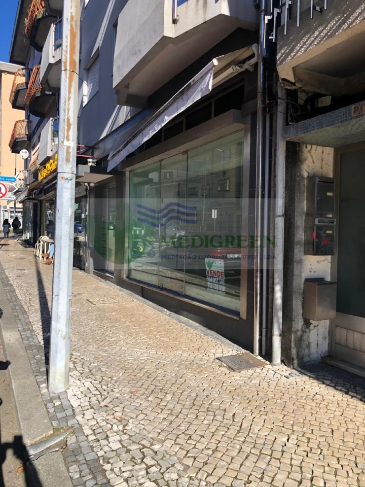 Loja para Arrendamento em Vila Chã, Codal e Vila Cova de Perrinho Foto 1