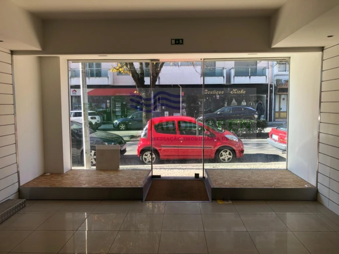 Loja para Arrendamento em Vila Chã, Codal e Vila Cova de Perrinho Foto 6