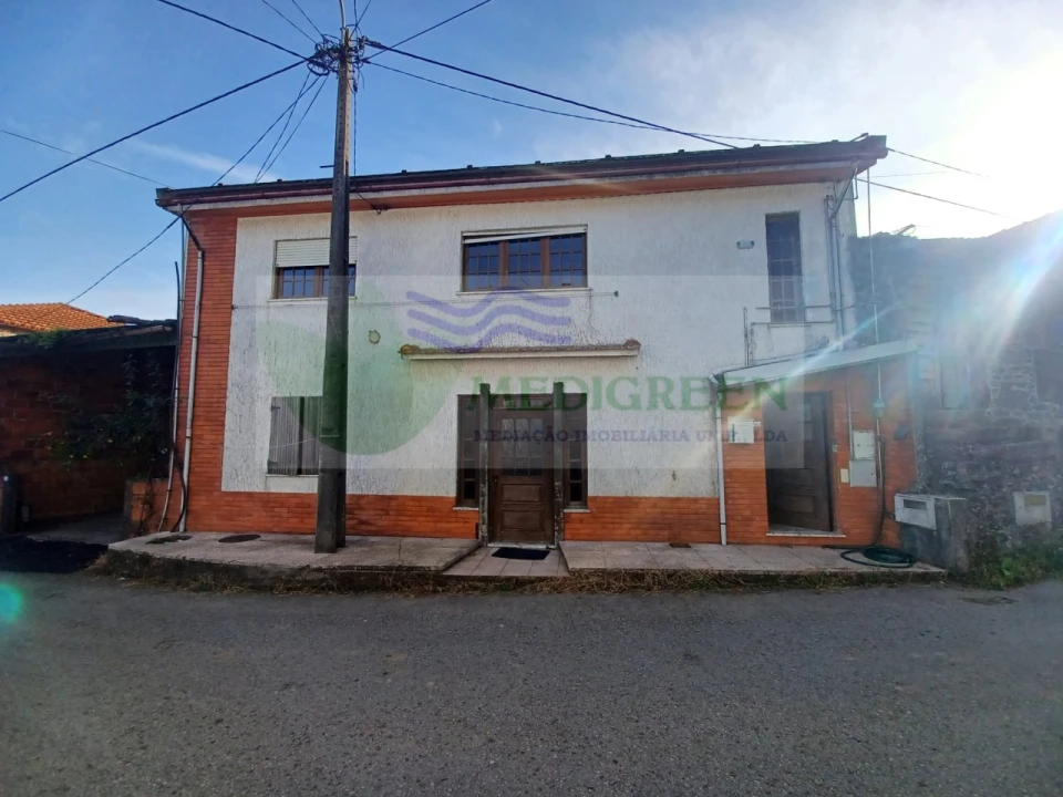 Moradia T2 para Venda em Rocas do Vouga Foto 3