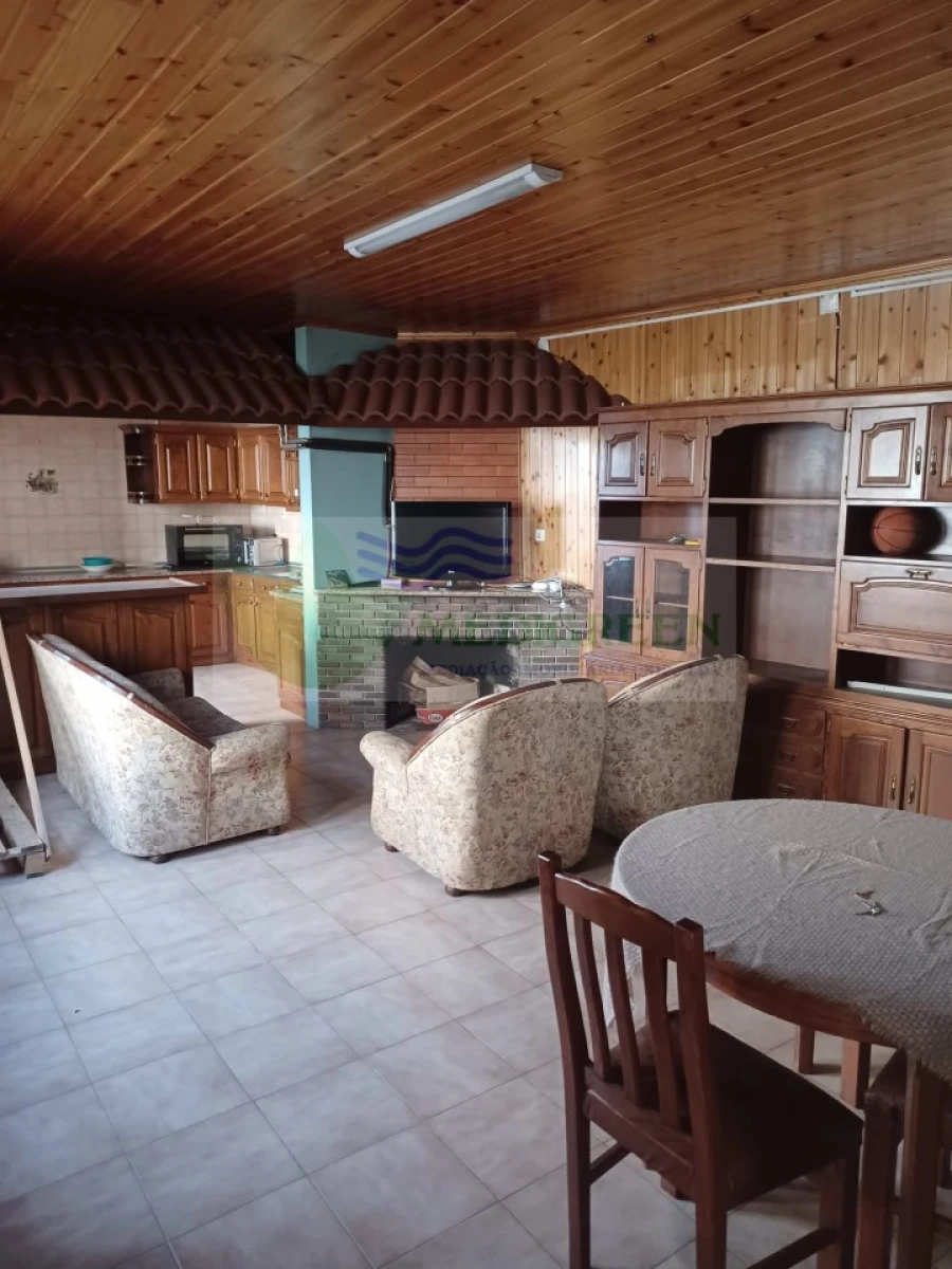 Moradia T2 para Venda em Rocas do Vouga Foto 11