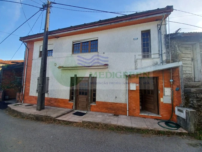 Moradia T2 para Venda em Rocas do Vouga Foto 2