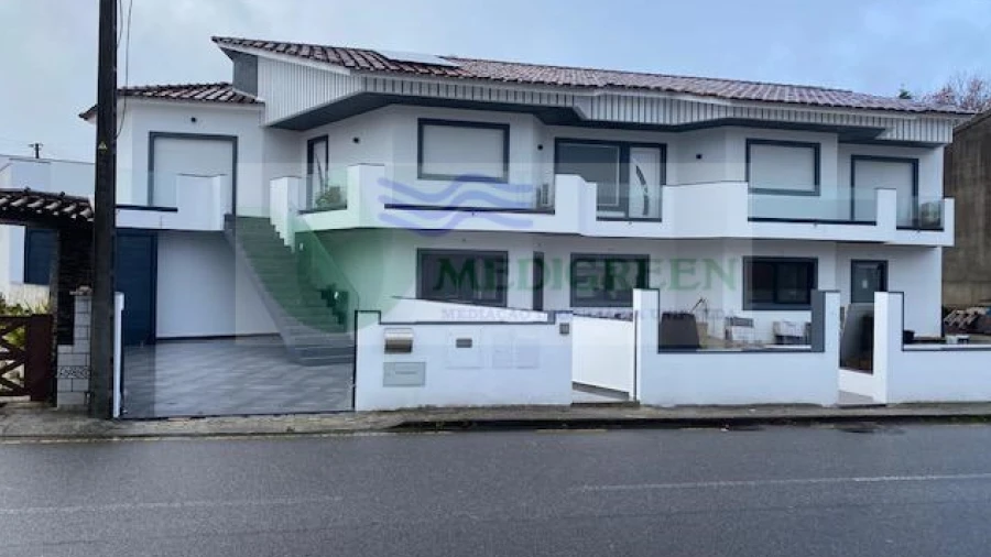 Moradia T4 para Venda em Trofa, Segadães e Lamas do Vouga