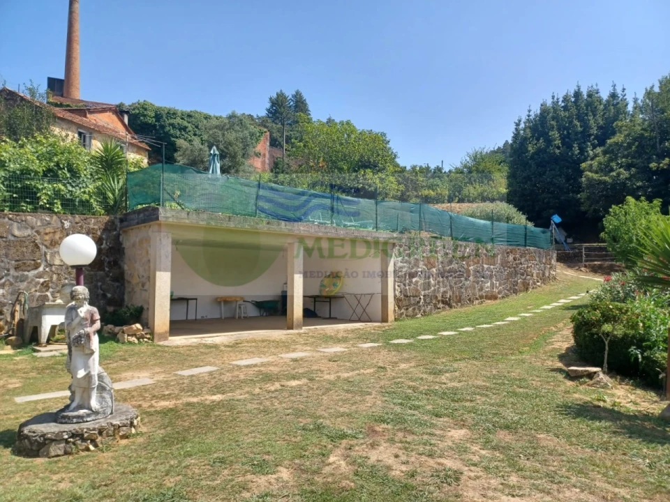 Moradia T5 para Venda em Cedrim e Paradela Foto 22