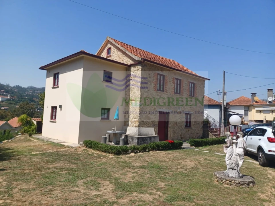 Moradia T5 para Venda em Cedrim e Paradela Foto 28