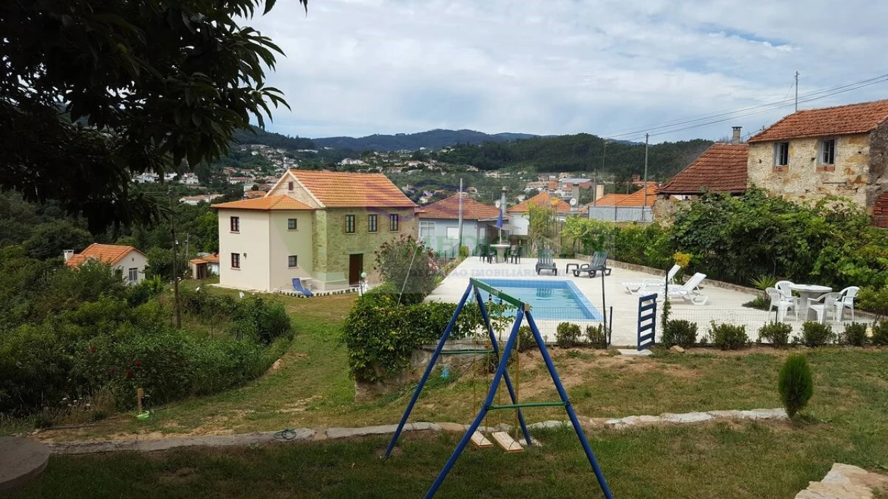 Moradia T5 para Venda em Cedrim e Paradela Foto 27