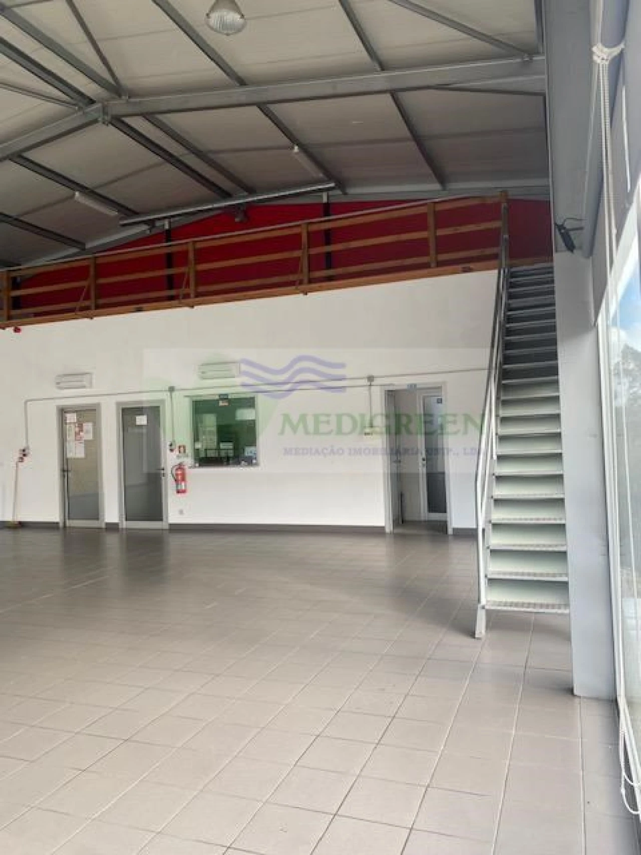 Armazém para Venda em Talhadas Foto 8