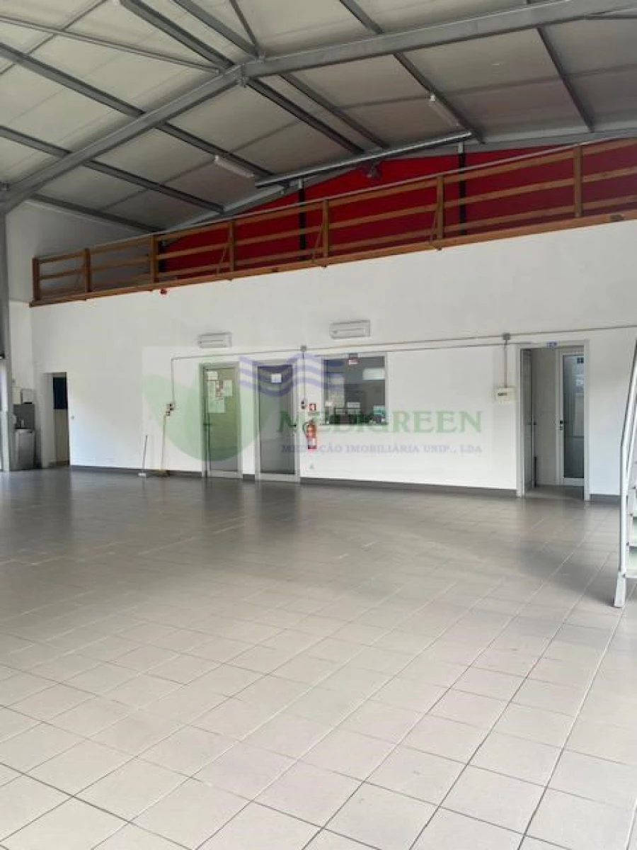 Armazém para Venda em Talhadas Foto 7