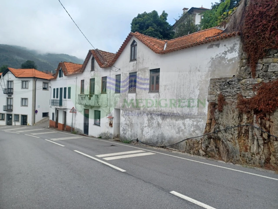 Moradia T2 para Venda em Rocas do Vouga Foto 9