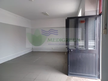 Moradia T2 para Venda em Rocas do Vouga
