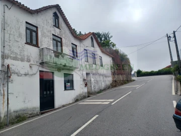 Moradia T2 para Venda em Rocas do Vouga