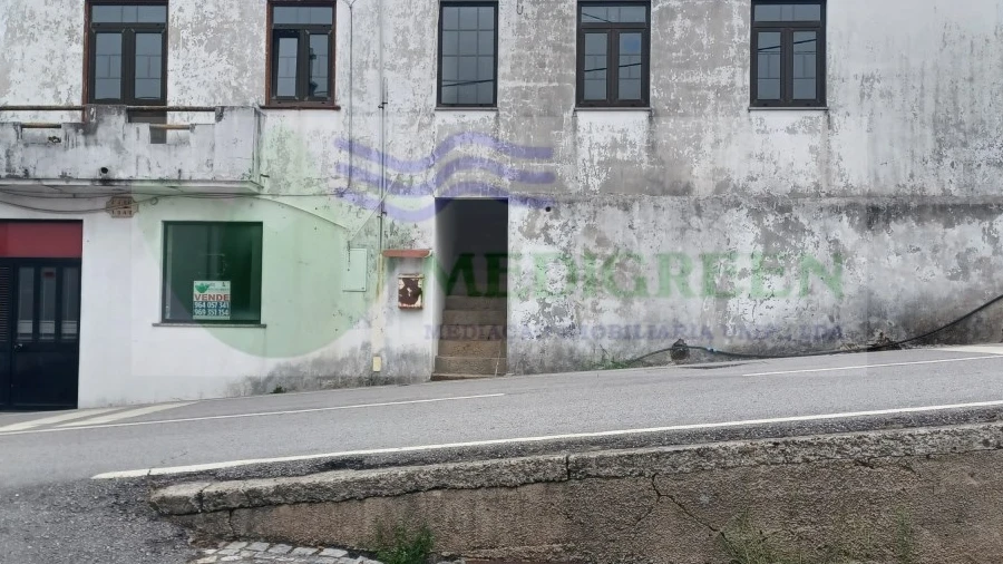 Moradia T2 para Venda em Rocas do Vouga