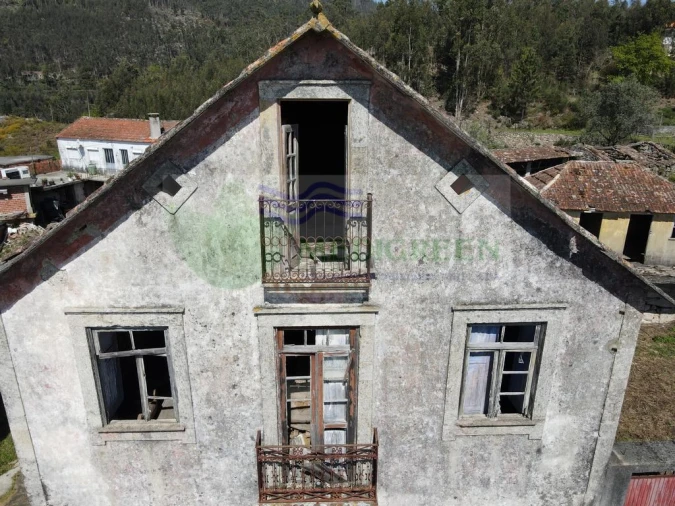 Moradia T3 para Venda em Couto de Esteves Foto 8