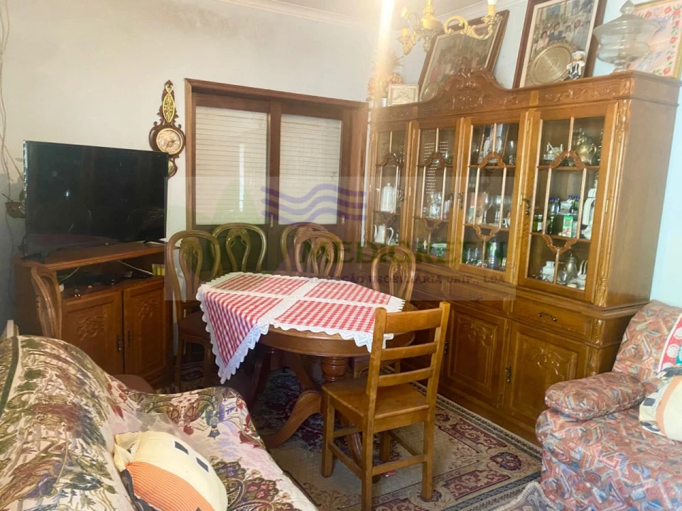 Moradia T2 para Venda em Cedrim e Paradela Foto 4