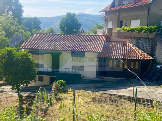 Moradia T2 para Venda em Cedrim e Paradela Foto 32