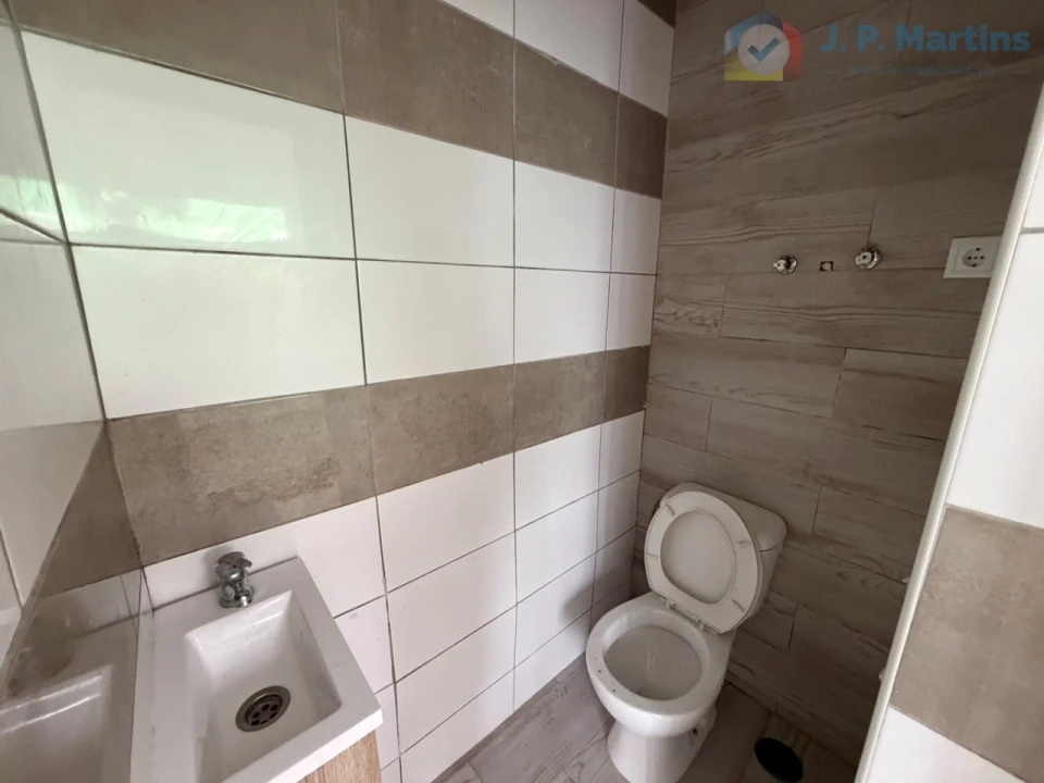 Loja para Venda em Alto do Seixalinho, Santo André e Verderena Foto 4