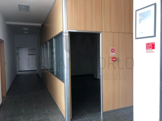 Armazém para Venda em Malveira e São Miguel de Alcainça Foto 21