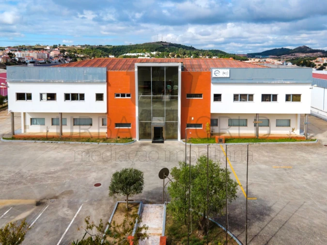 Armazém para Venda em Malveira e São Miguel de Alcainça Foto 5